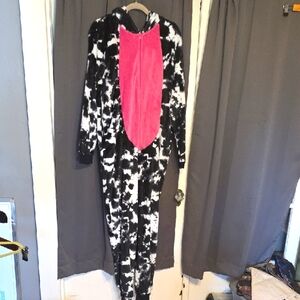 Celebrate! Halloween COW Costume One Piece Hooded Womens Fuzzy Sz 3X(22-24W) EUC